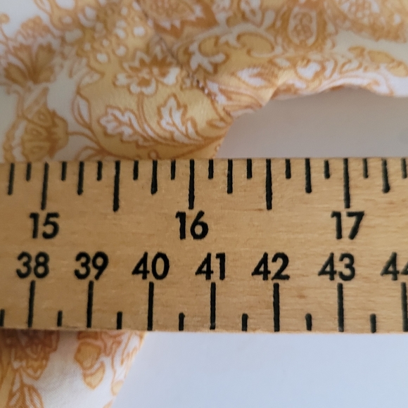 Francesca's Jun & Ivy "Cindalyn" Wrap Ruffle Dress Size XXS - Picture 11 of 12